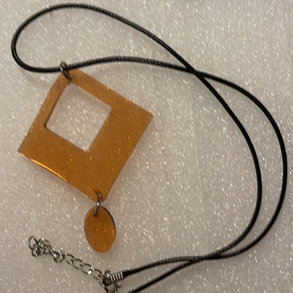 Necklace - Picture 4 of 4